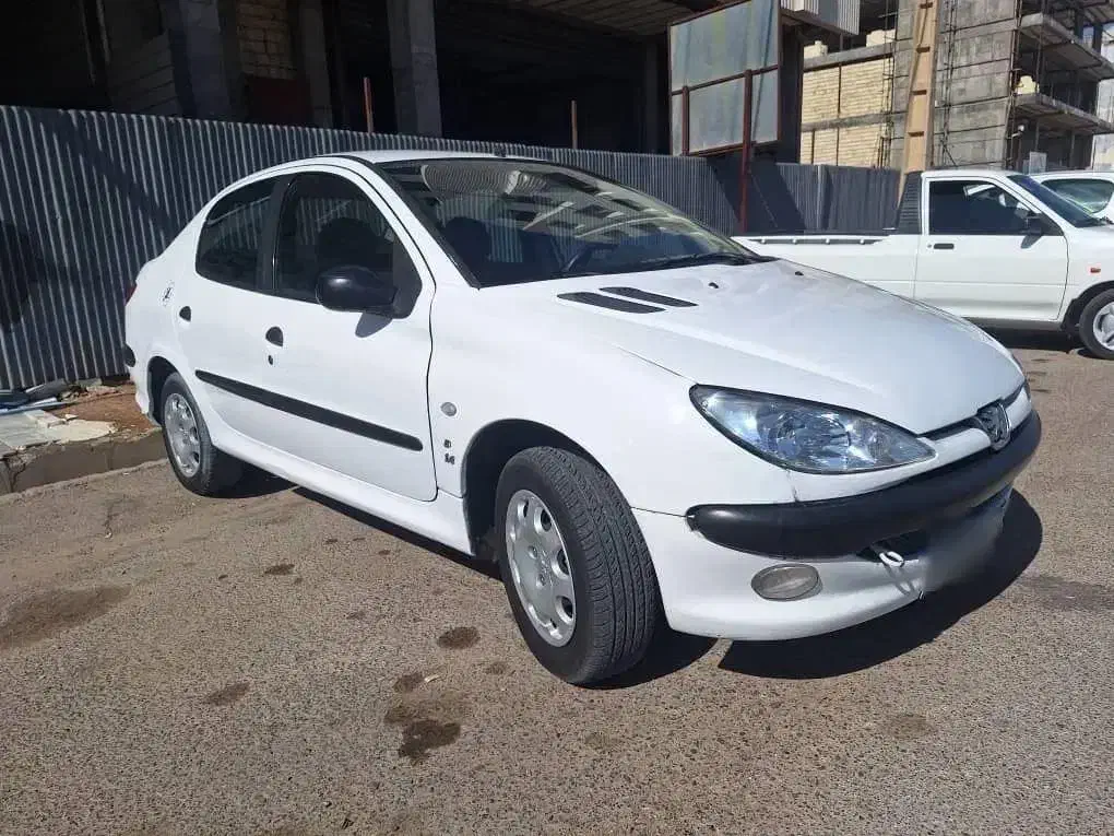 خودرو پژو، ۲۰۶ صندوق دار آگهی ann_20985682