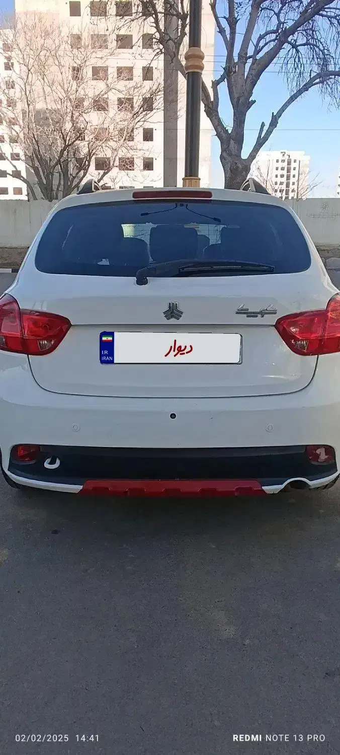 کوییک R دنده‌ای - 1399