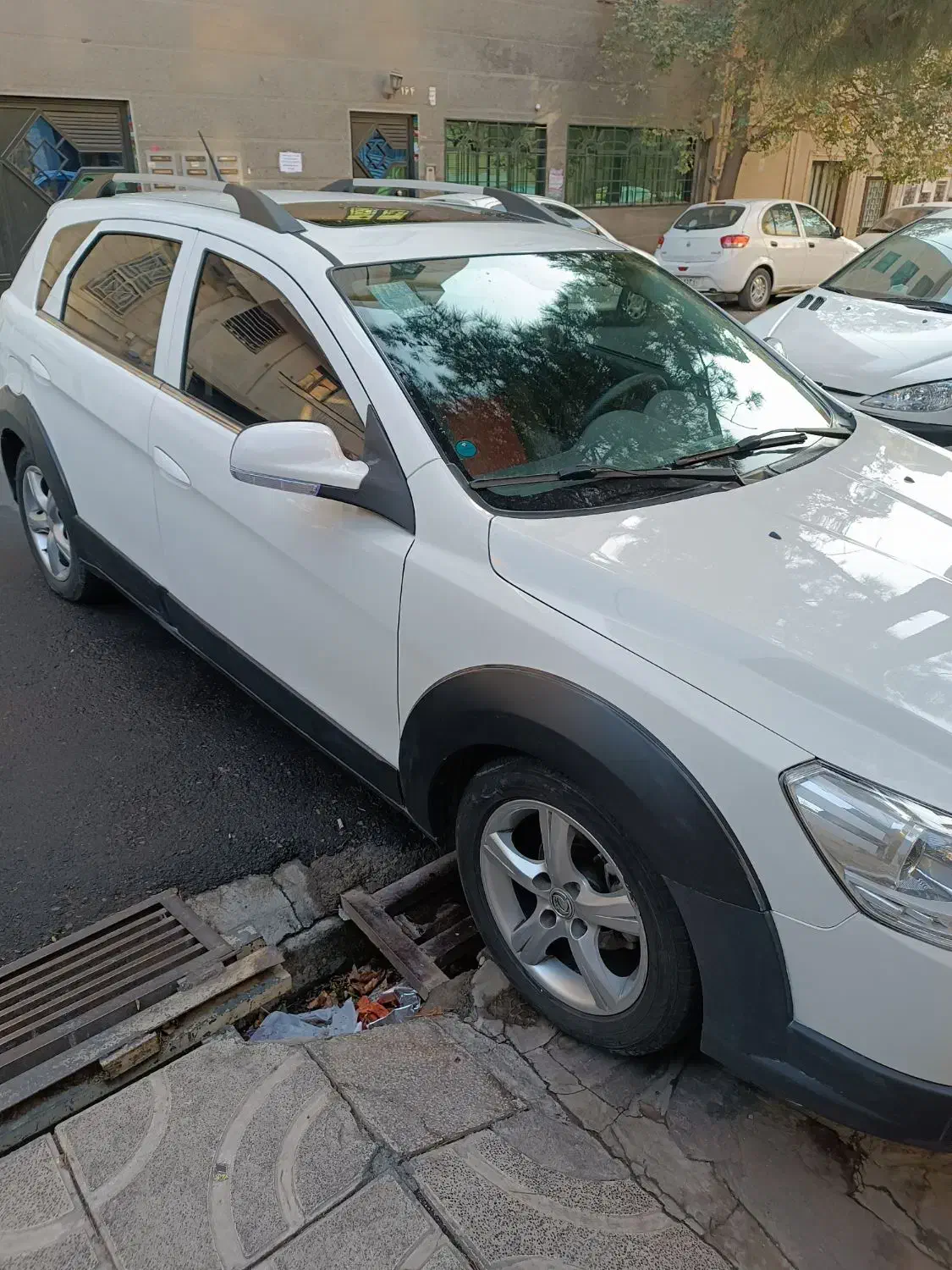 دانگ فنگ H30 کراس اتوماتیک - 1397