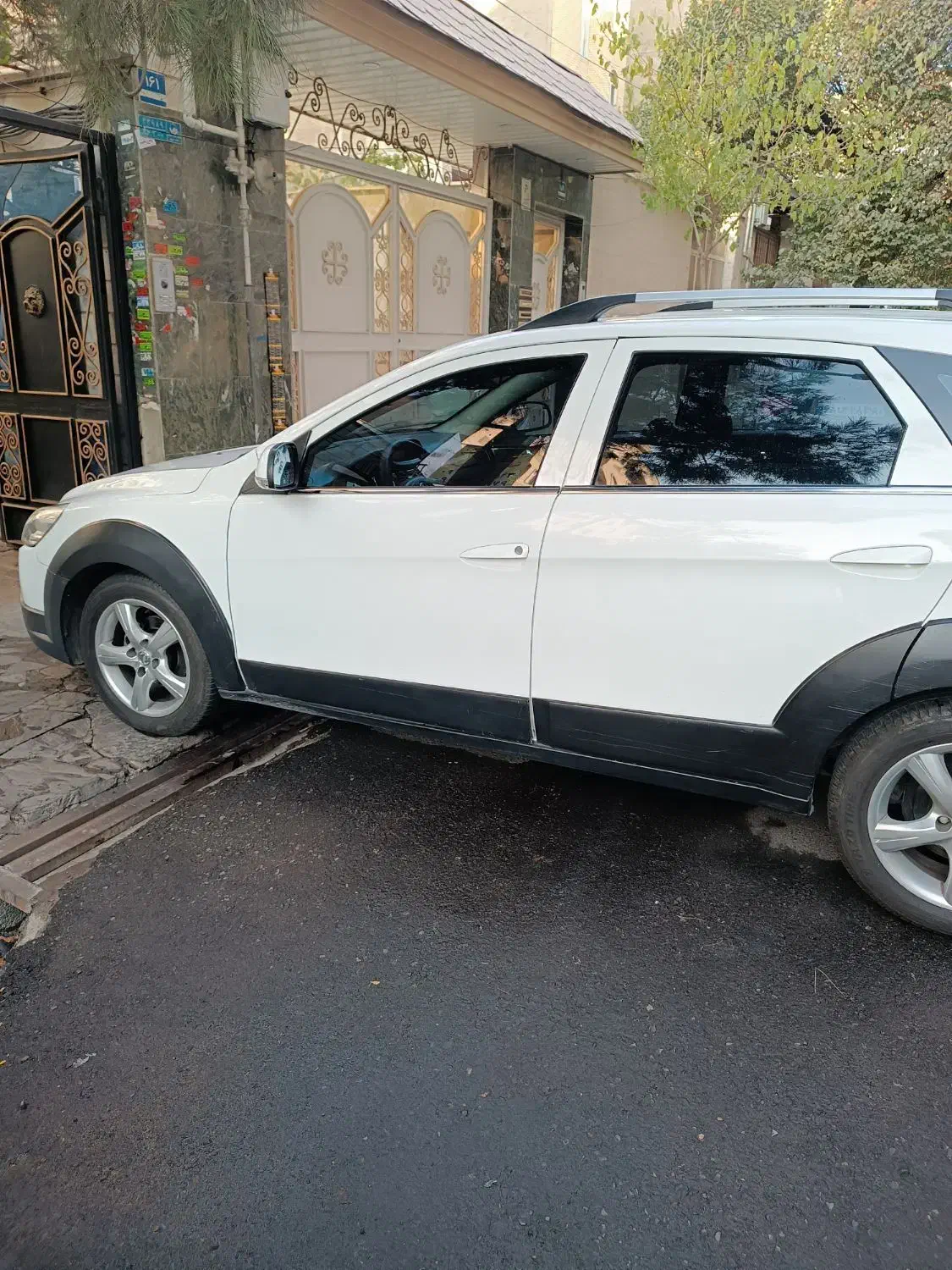 دانگ فنگ H30 کراس اتوماتیک - 1397