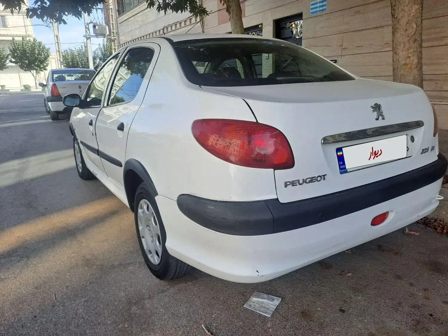 خودرو پژو، ۲۰۶ صندوق دار آگهی ann_20986707