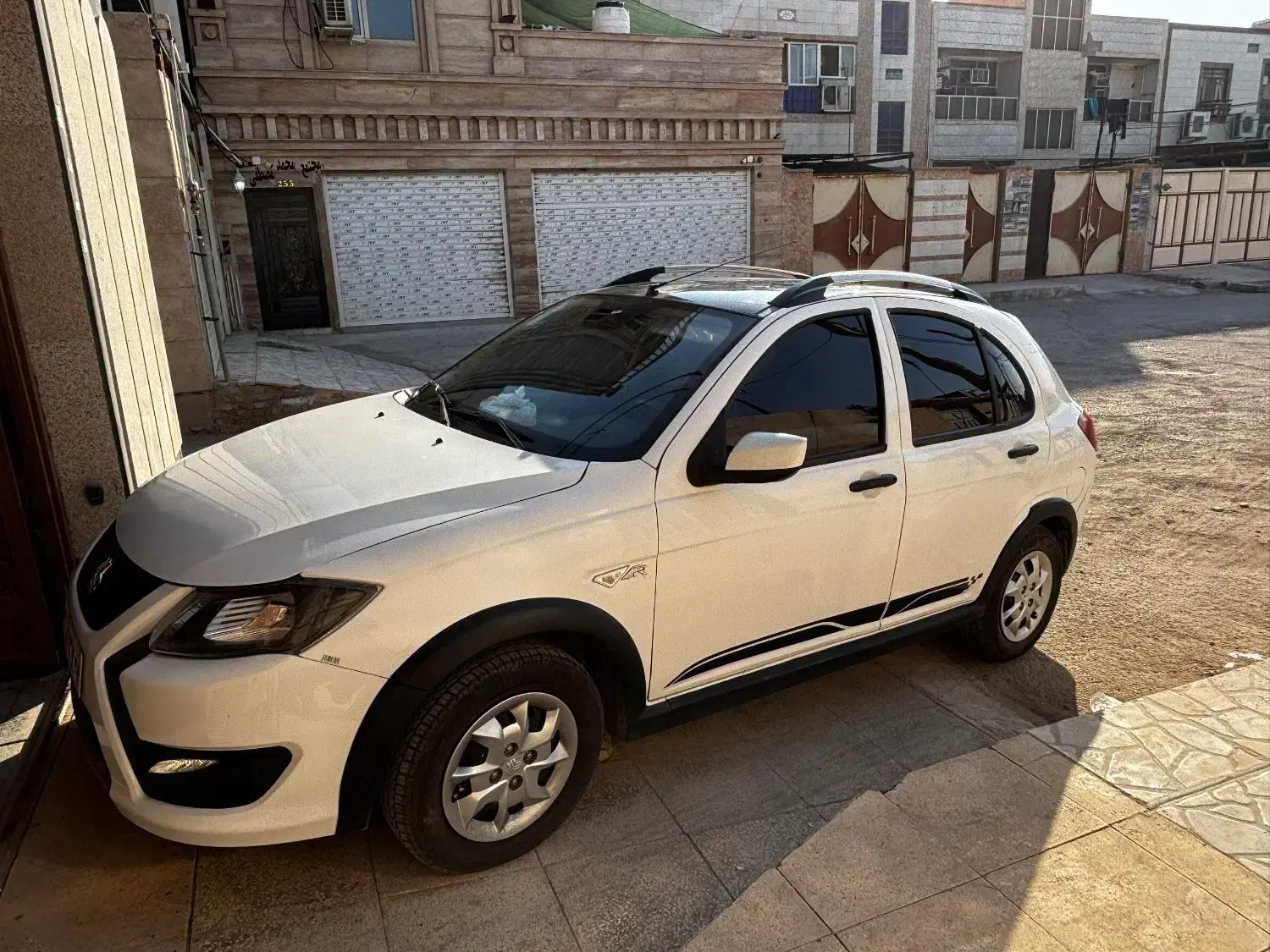 کوییک R دنده‌ای - 1403