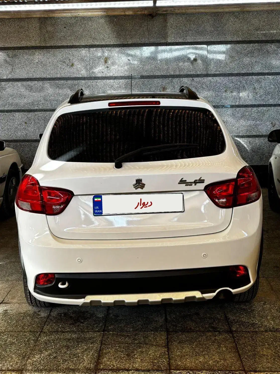 کوییک R دنده‌ای - 1403