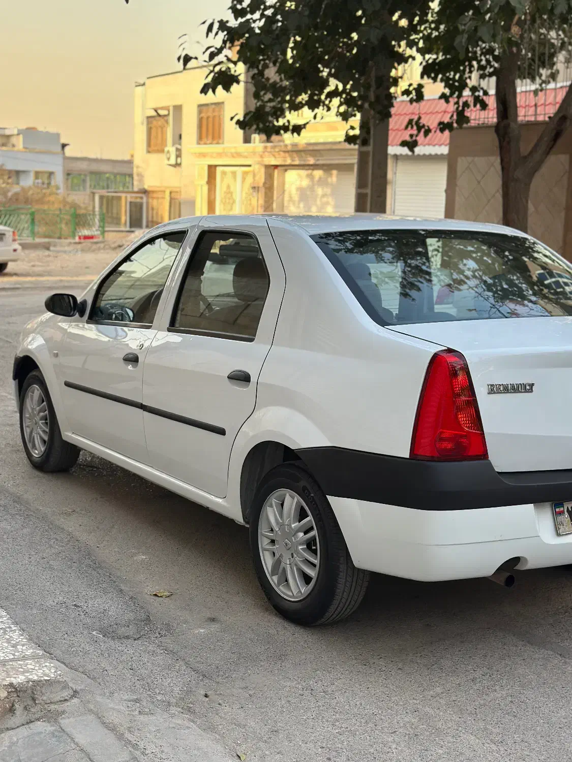 رنو تندر 90 E2 - 1395