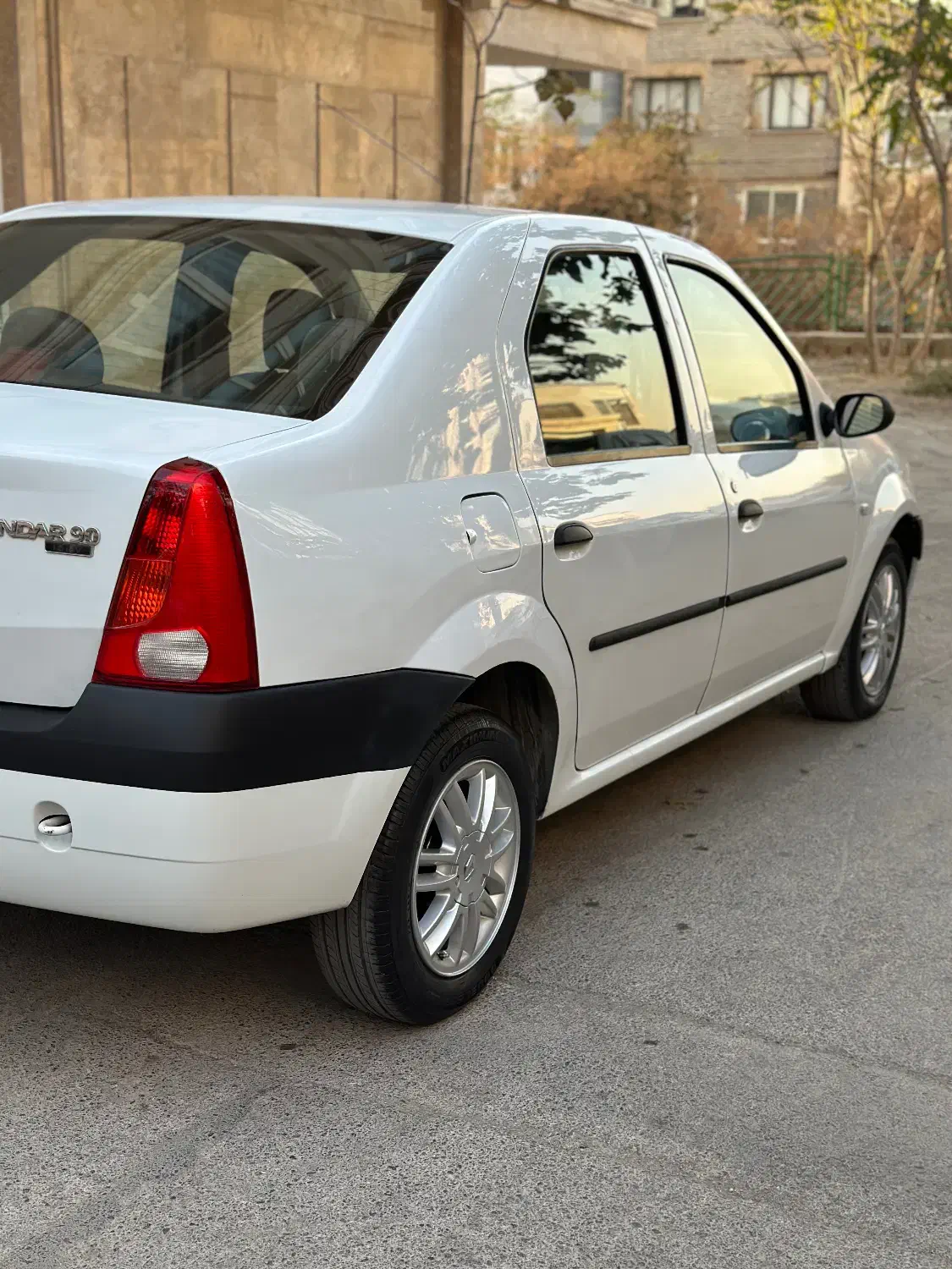 رنو تندر 90 E2 - 1395