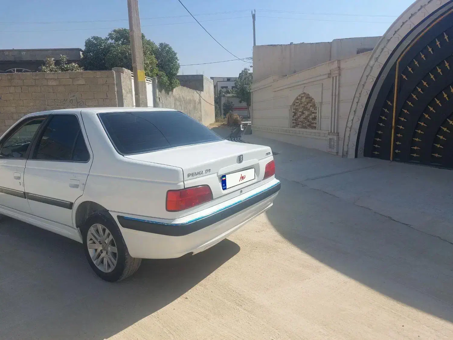 پژو پارس XU7P - 1402