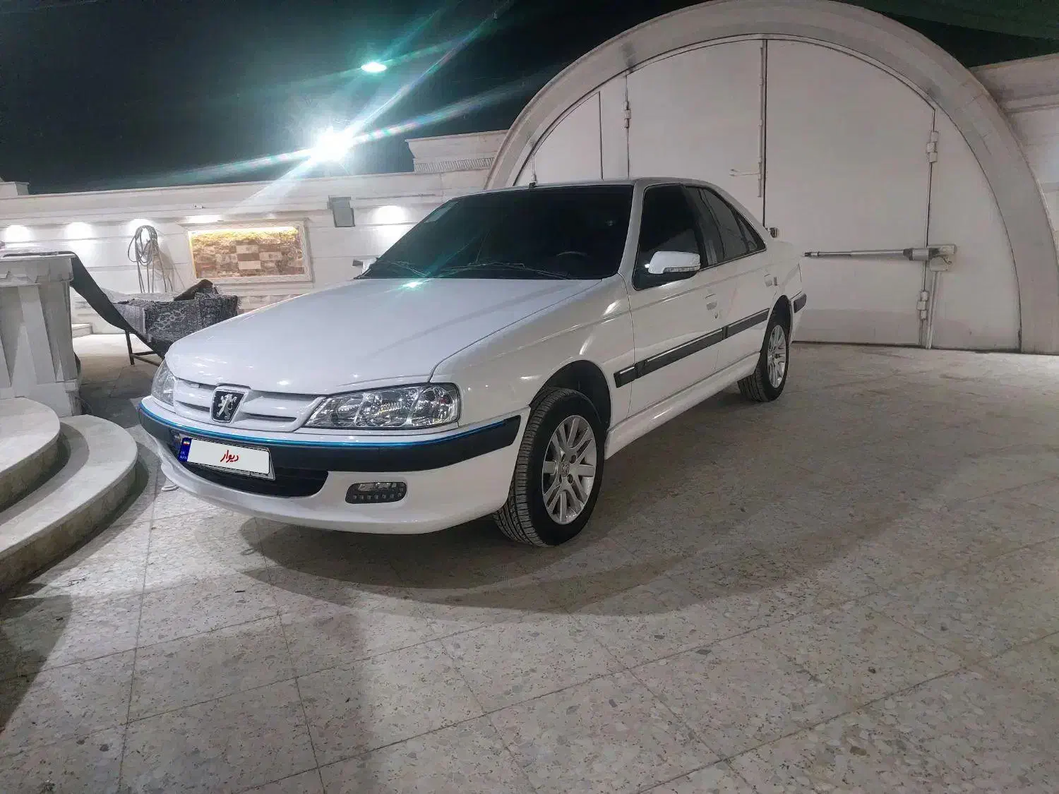 پژو پارس XU7P - 1402