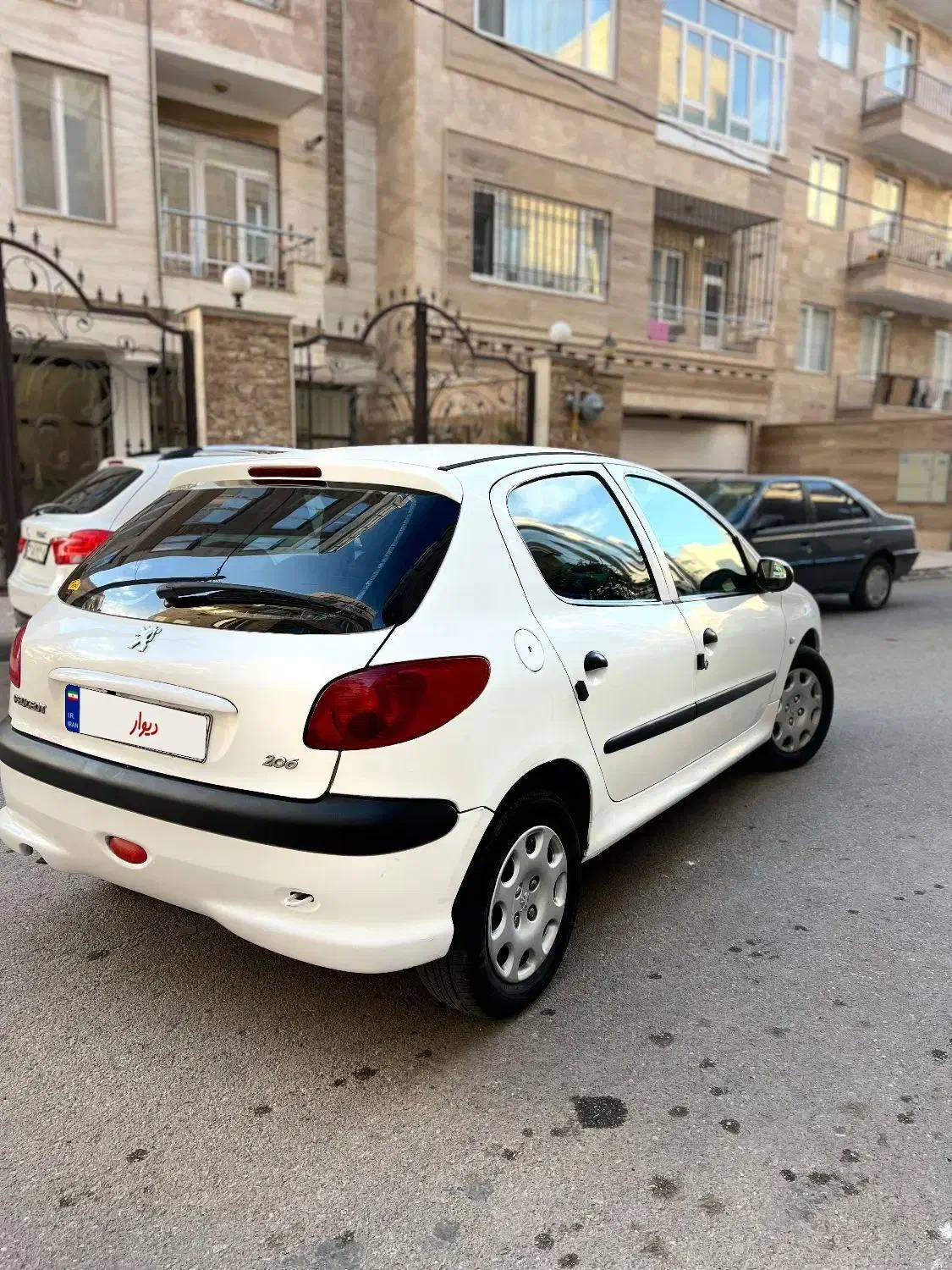 پژو 206 تیپ 5 - 1394