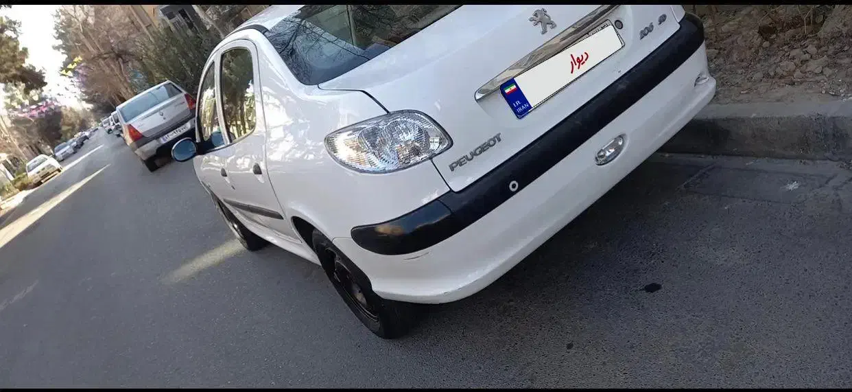 پژو ۲۰۶ صندوق دار v8 - 1394