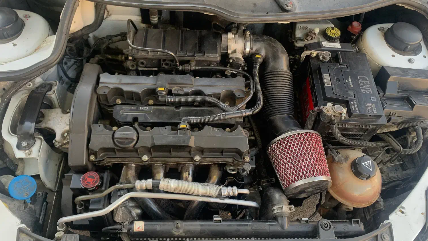 پژو ۲۰۶ صندوق دار v8 - 1394