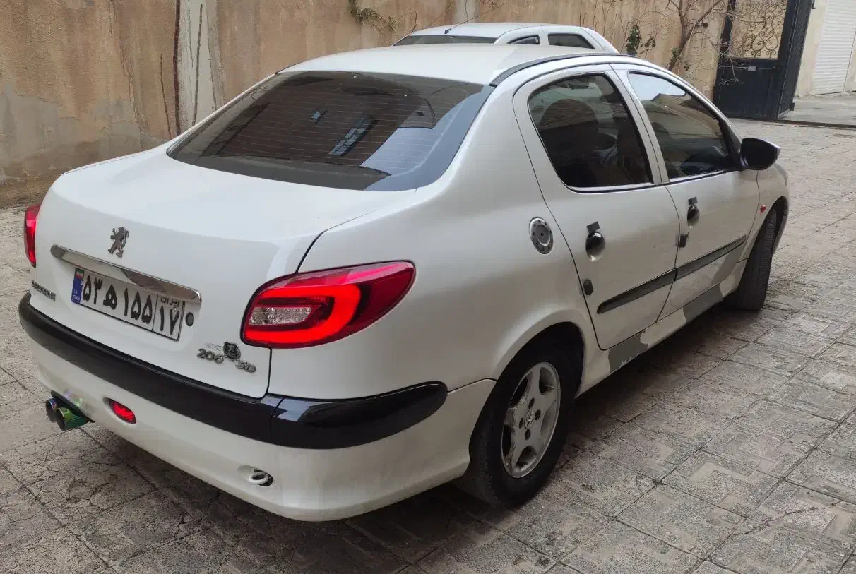 خودرو پژو، ۲۰۶ صندوق دار آگهی ann_20987783