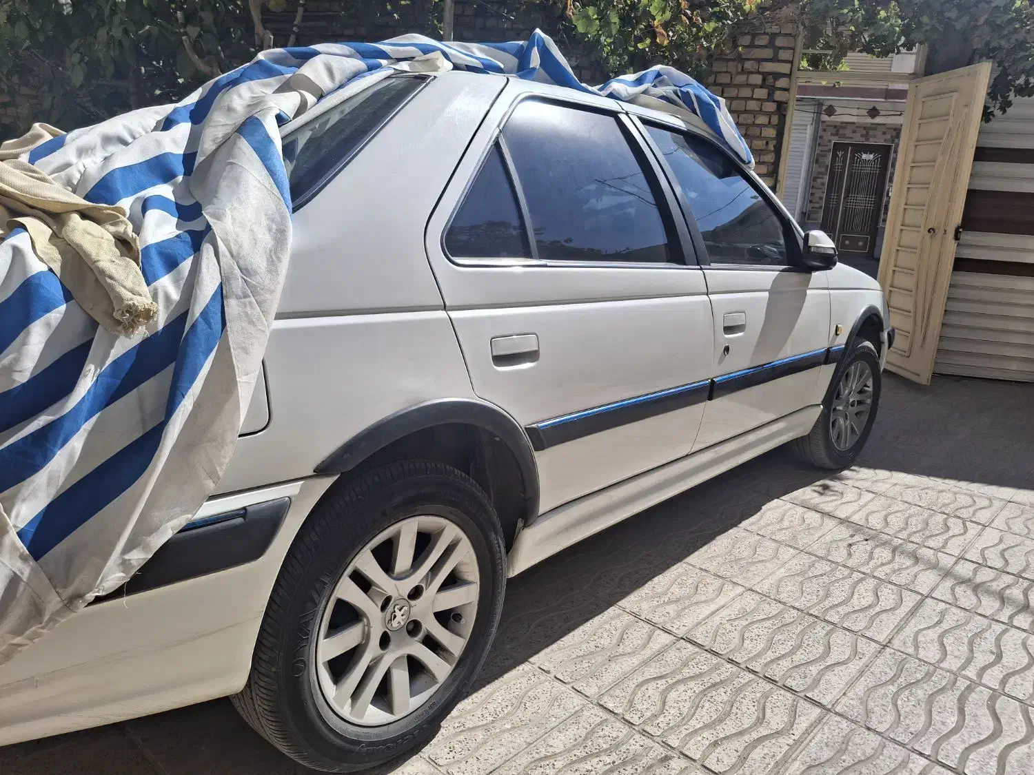 پژو پارس سال - 1392