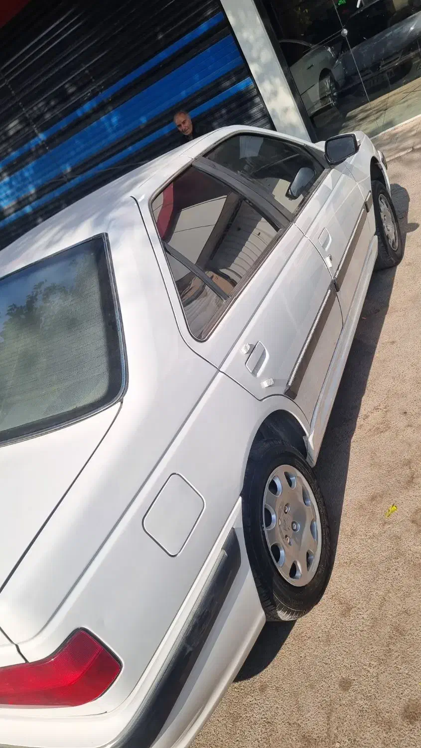 پژو پارس XU7P - 1401