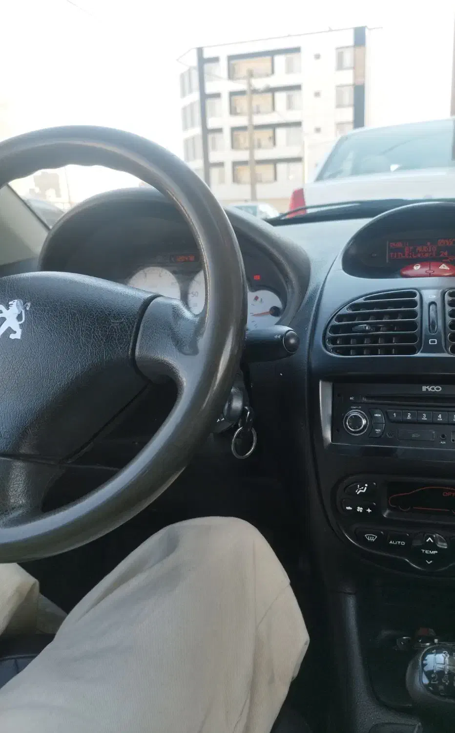 پژو 206 تیپ 5 - 1398