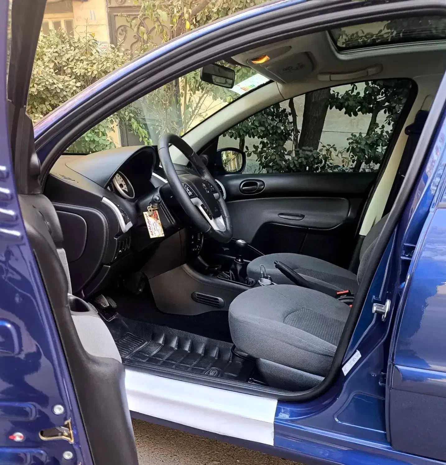 پژو 207 پانوراما دنده‌ای - 1400