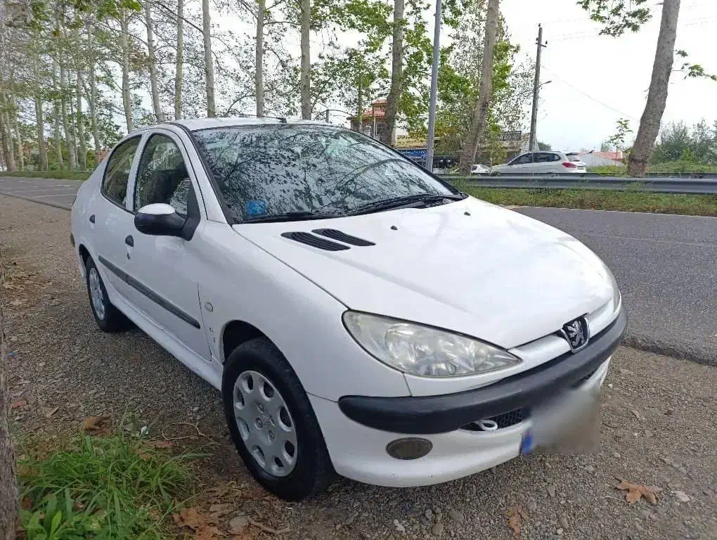 پژو ۲۰۶ صندوق دار v8 - 1389