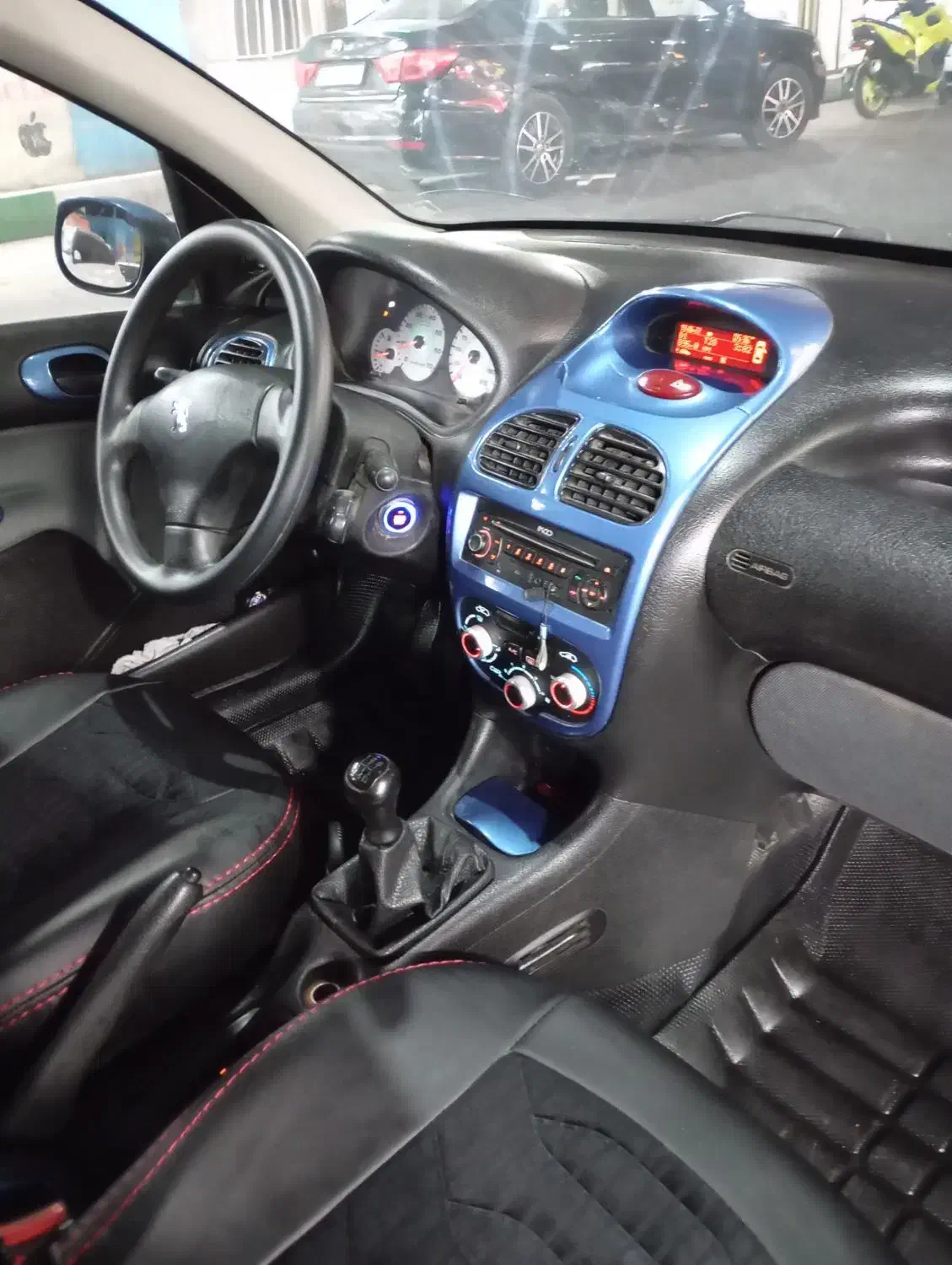 پژو 206 تیپ 3 - 1395