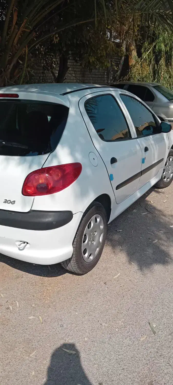 پژو 206 تیپ 3 - 1401