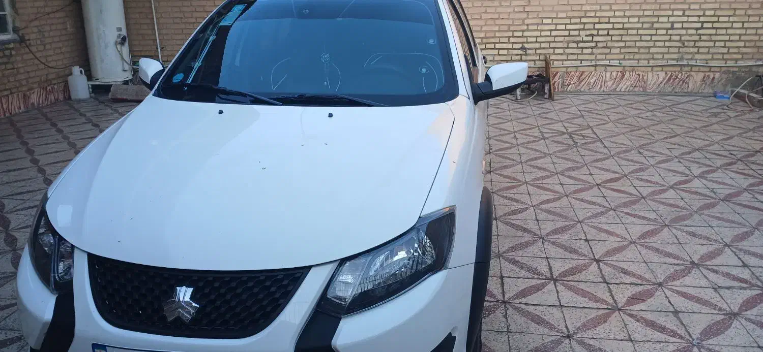 کوییک R دنده‌ای - 1403