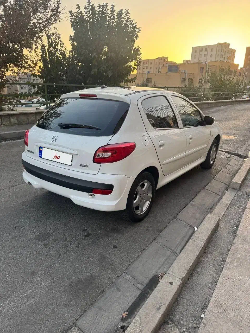 پژو 207 پانوراما دنده‌ای - 1402