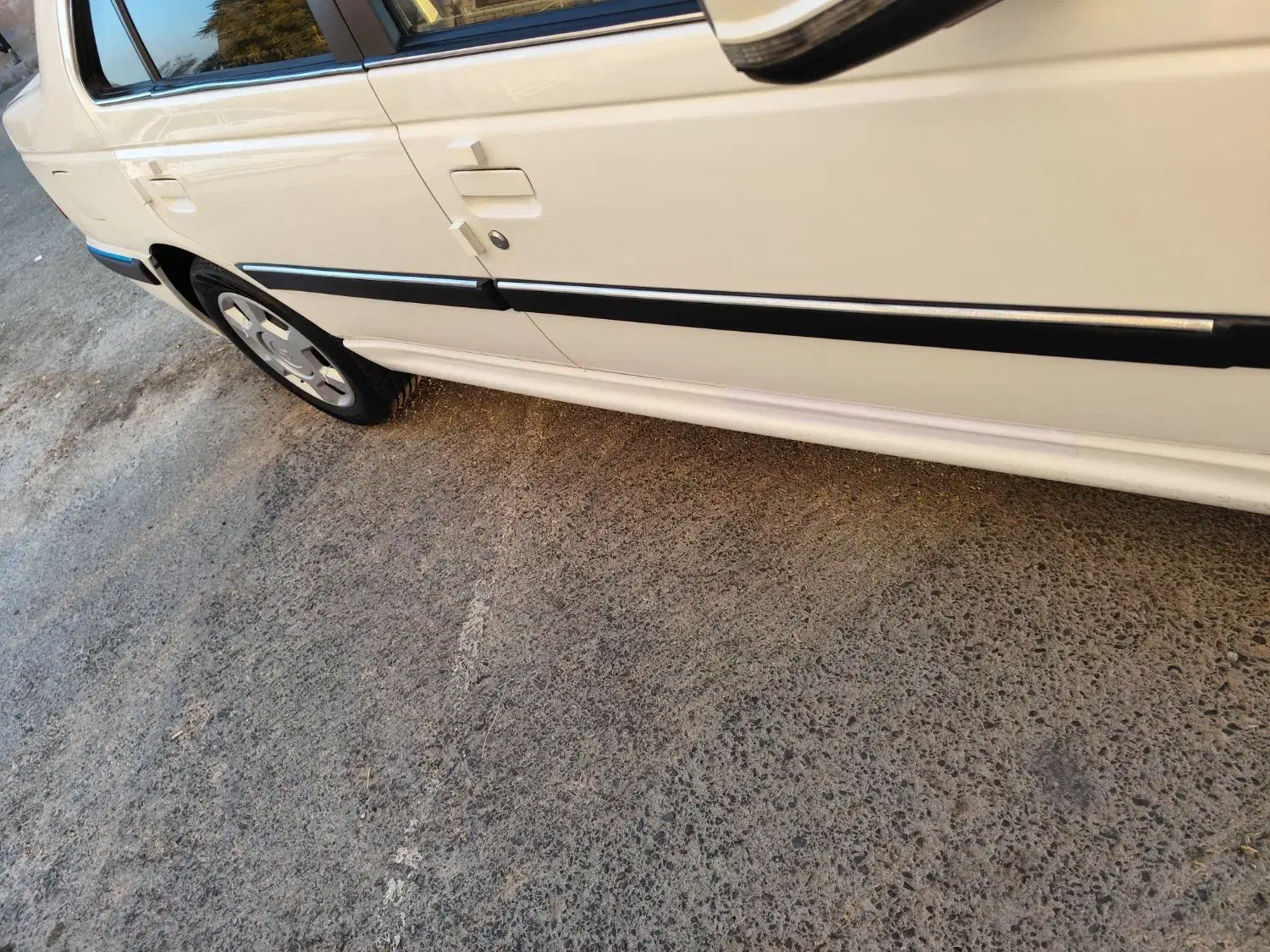 پژو پارس XU7P - 1402