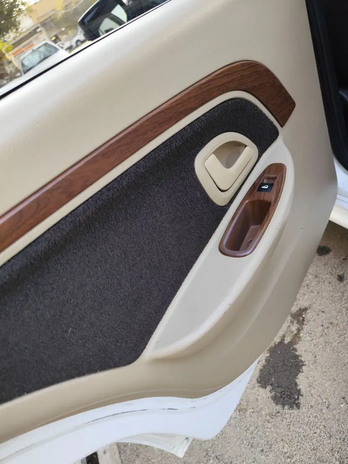 پژو پارس XU7P - 1402