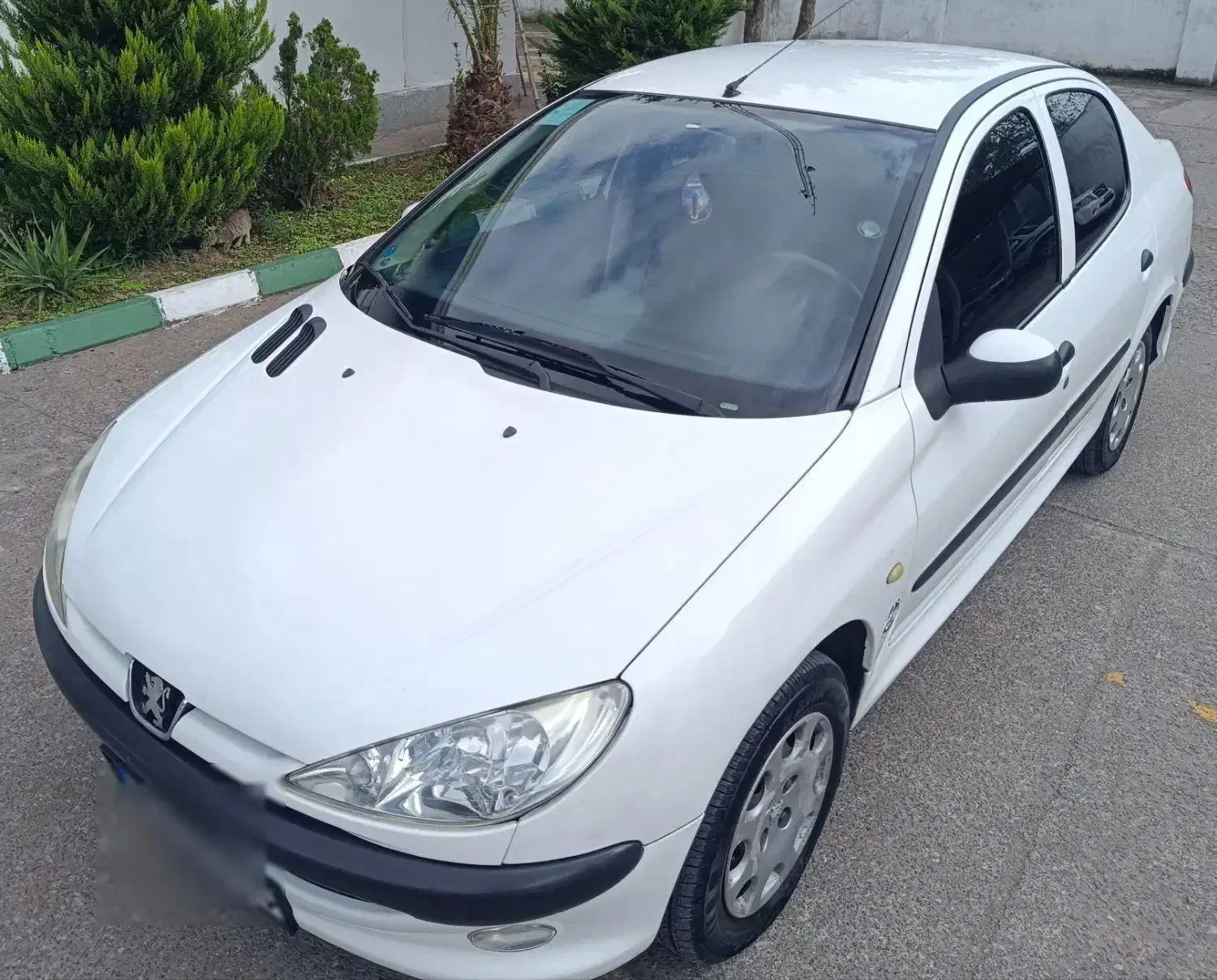 پژو ۲۰۶ صندوق دار v8 - 1396