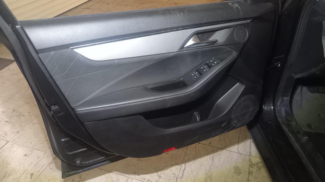 کی ام سی J7 اتوماتیک - 1403