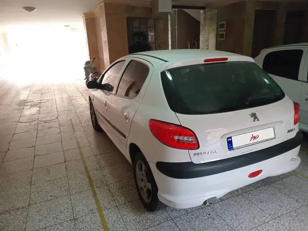 پژو 206 تیپ 6 - 1390