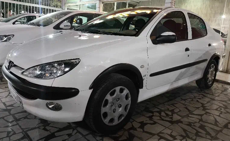 پژو ۲۰۶ صندوق دار v8 - 1397