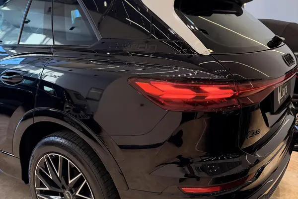 آئودی الکتریکی Q5 ۴۰ - 2024