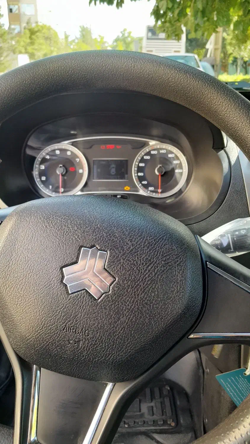 کوییک R دنده‌ای - 1403