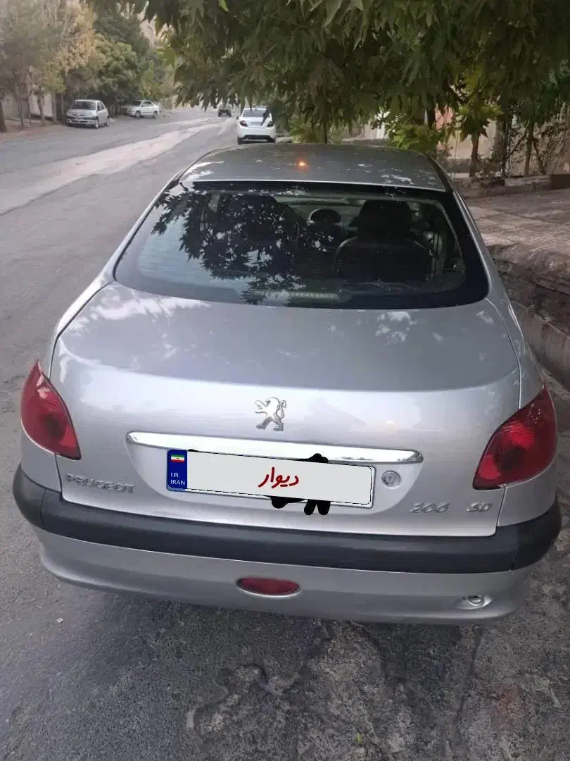 پژو ۲۰۶ صندوق دار v8 - 1386