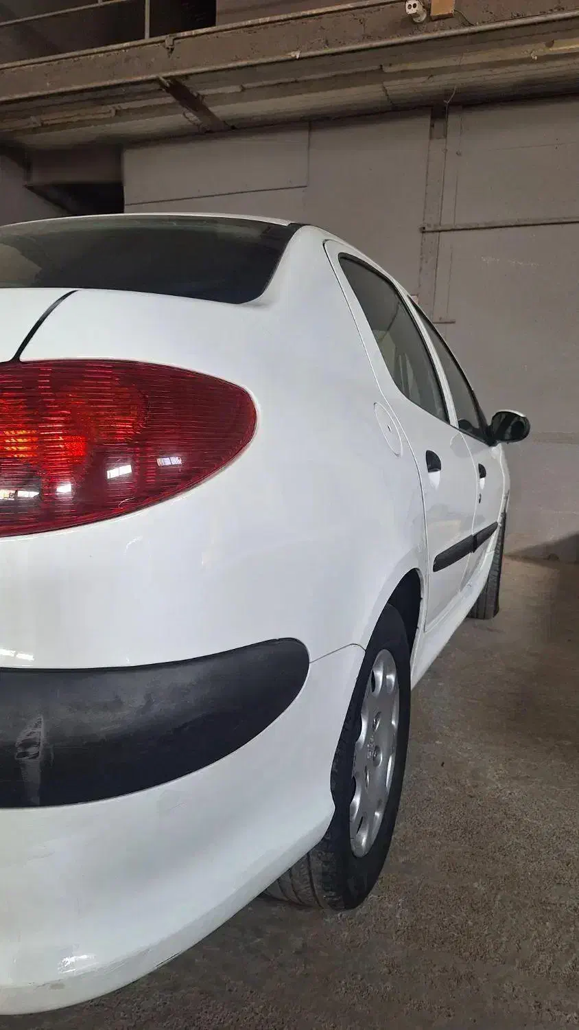 پژو ۲۰۶ صندوق دار v8 - 1397