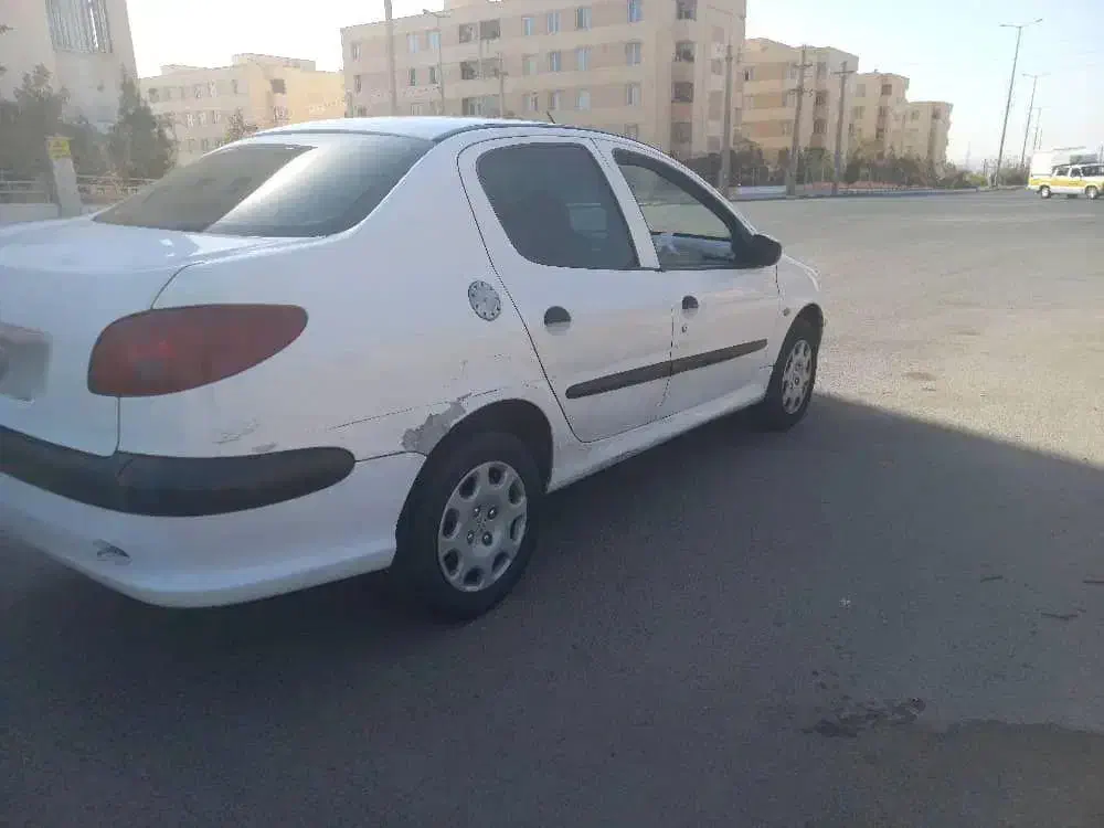 پژو ۲۰۶ صندوق دار v8 - 1393