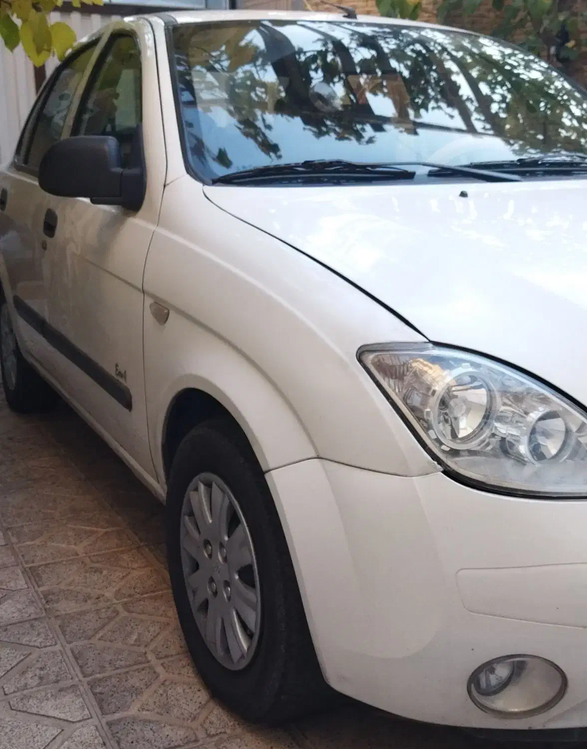 تیبا صندوق دار SX - 1392