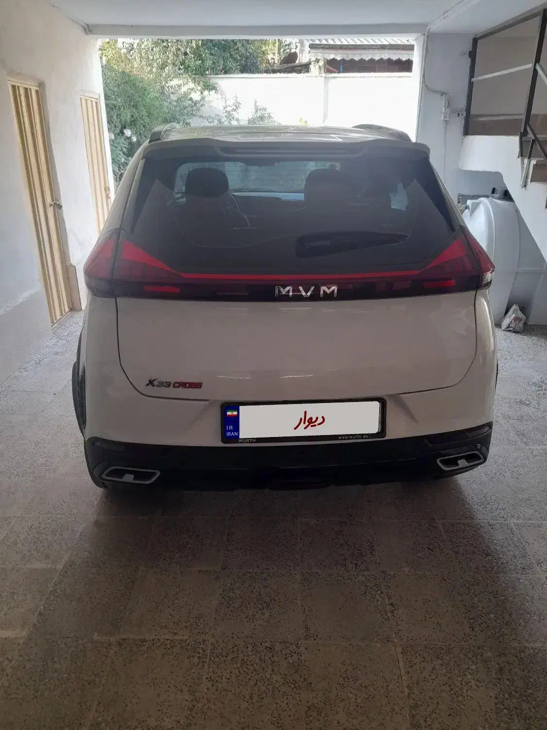 ام وی ام X33 دنده‌ای ساده - 1402