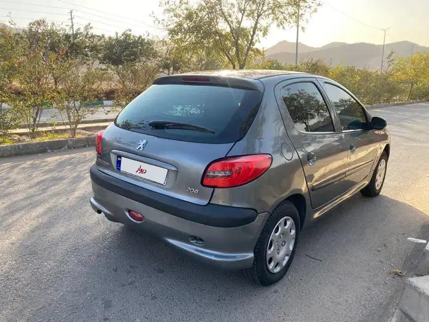 پژو 206 تیپ 2 - 1390