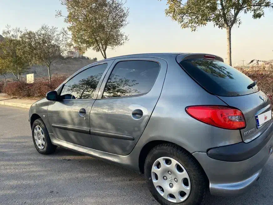 پژو 206 تیپ 2 - 1390