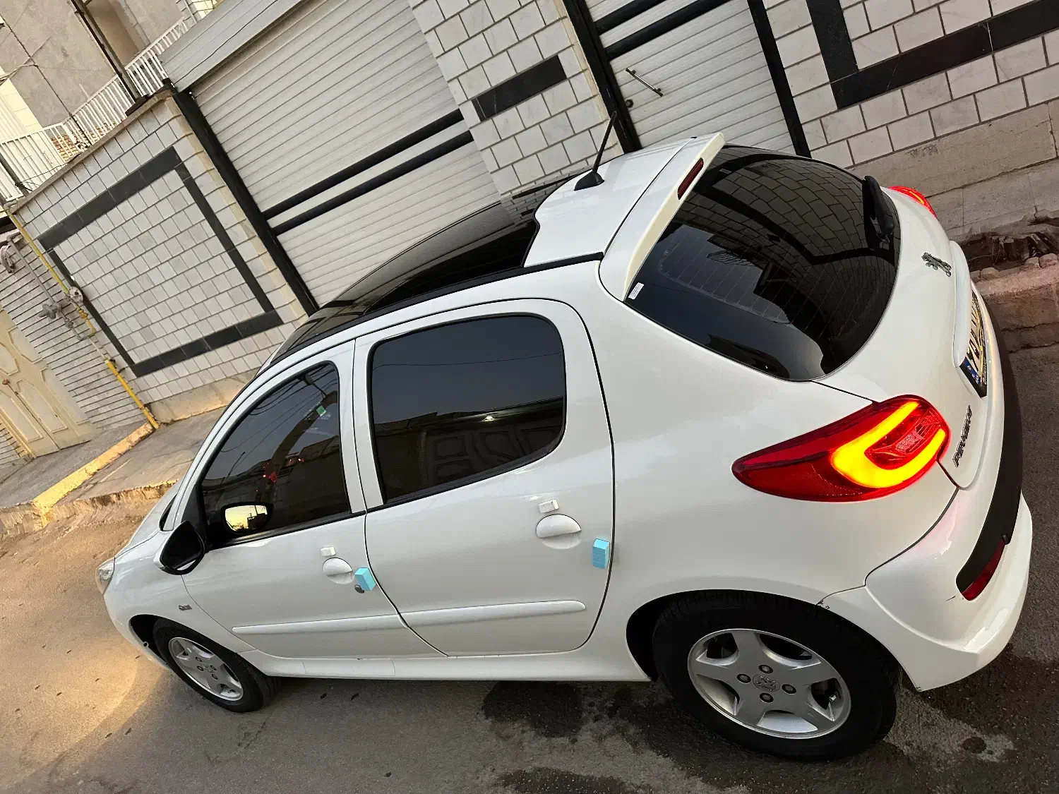 پژو 207 پانوراما اتوماتیک TU5P - 1403