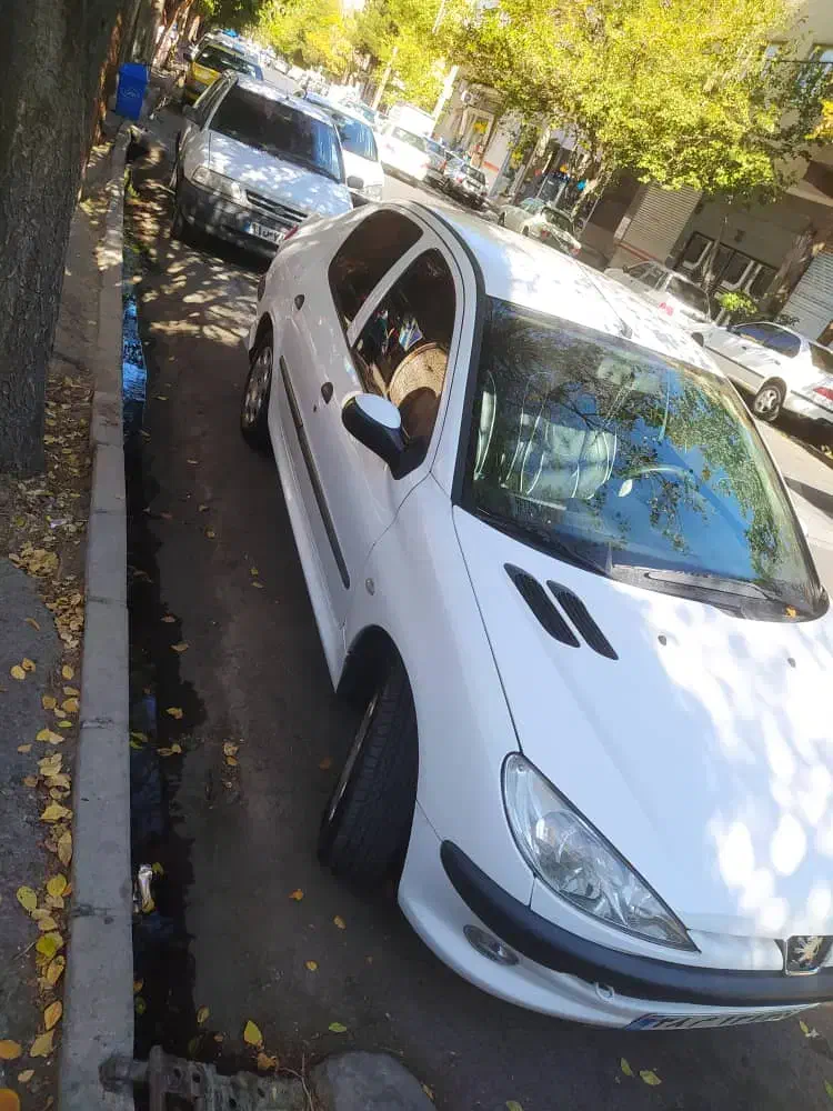 خودرو پژو، ۲۰۶ صندوق دار آگهی ann_20990240