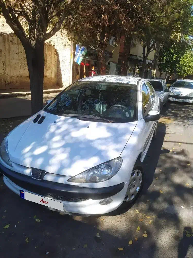 پژو ۲۰۶ صندوق دار v8 - 1395