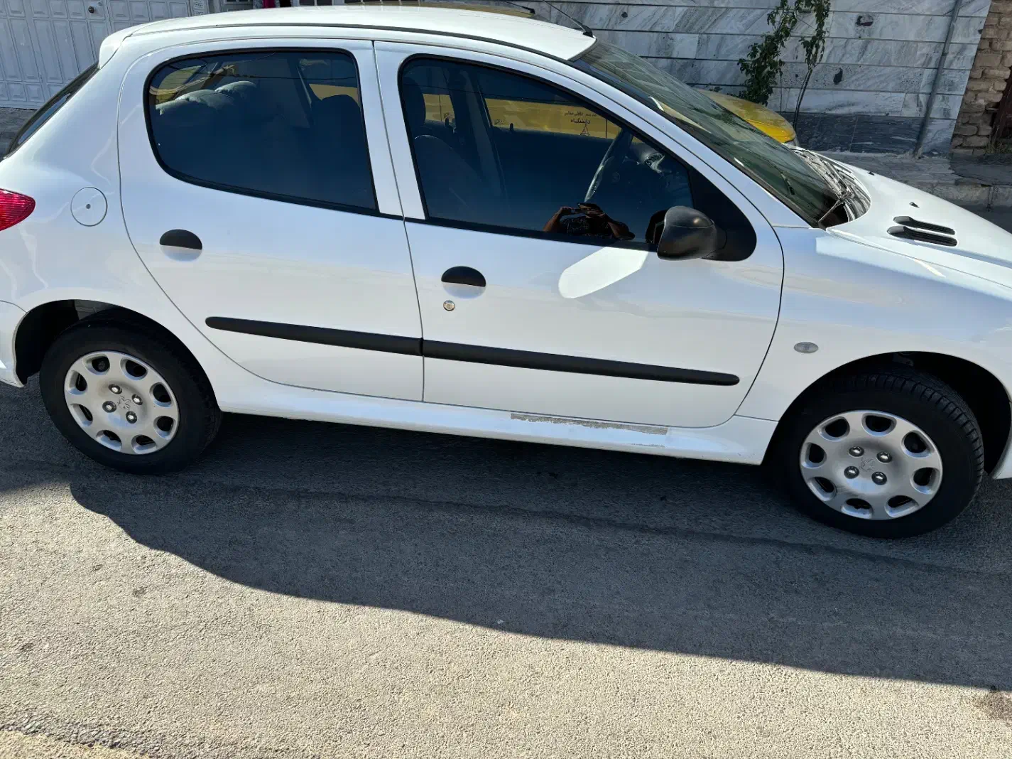 پژو 206 تیپ 2 - 1398