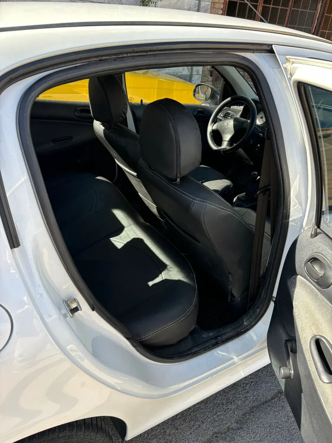 پژو 206 تیپ 2 - 1398