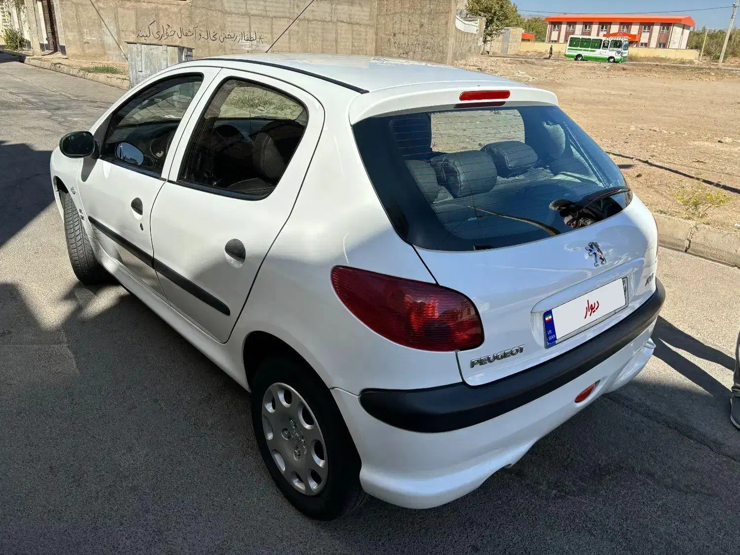 پژو 206 تیپ 2 - 1398