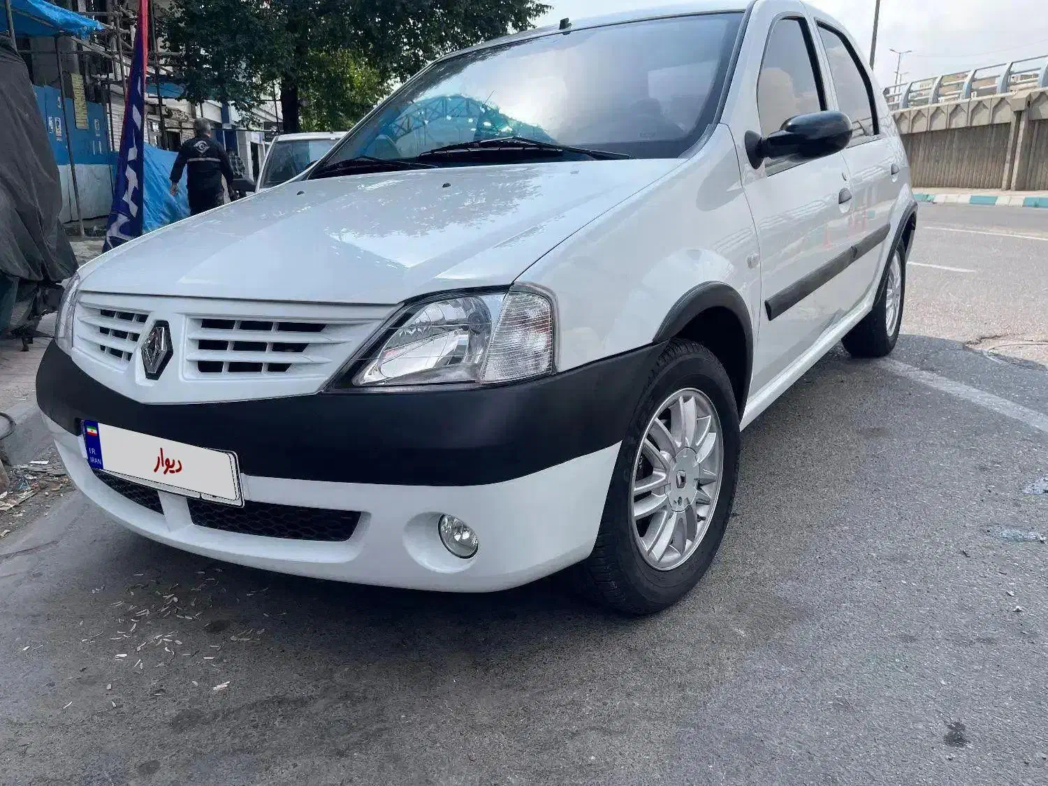 خودرو رنو، تندر 90 آگهی ann_20990405