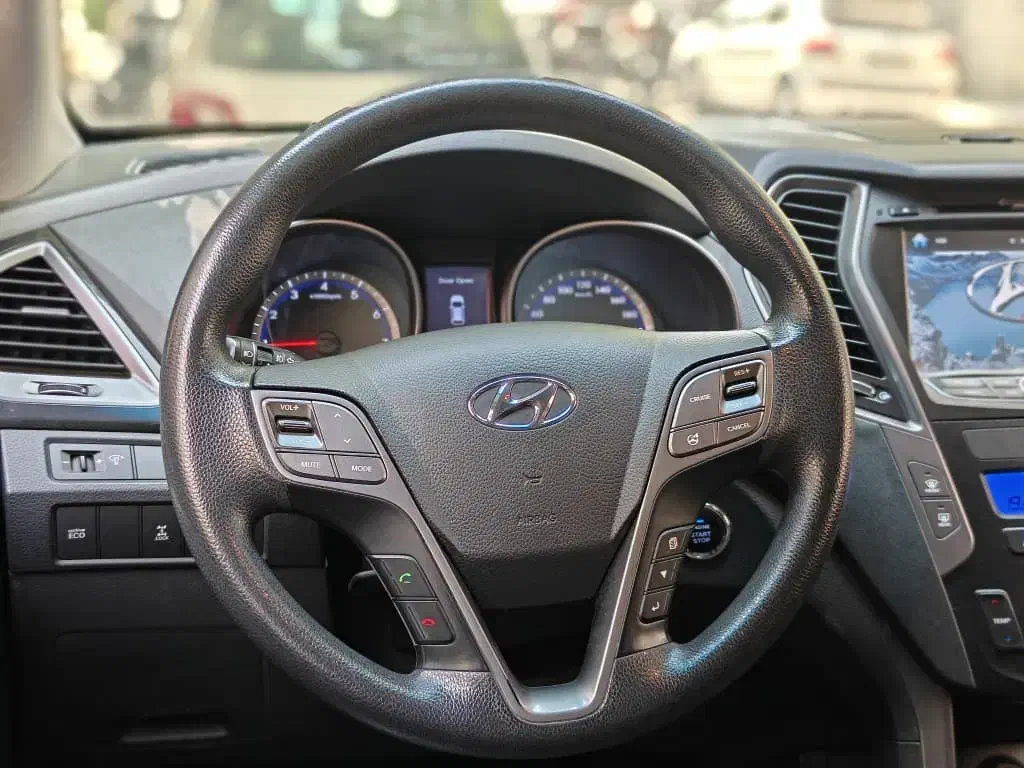 هیوندای سانتافه جی‌ال‌اس ۲.۴ GDI دو دیفرانسیل - 2015