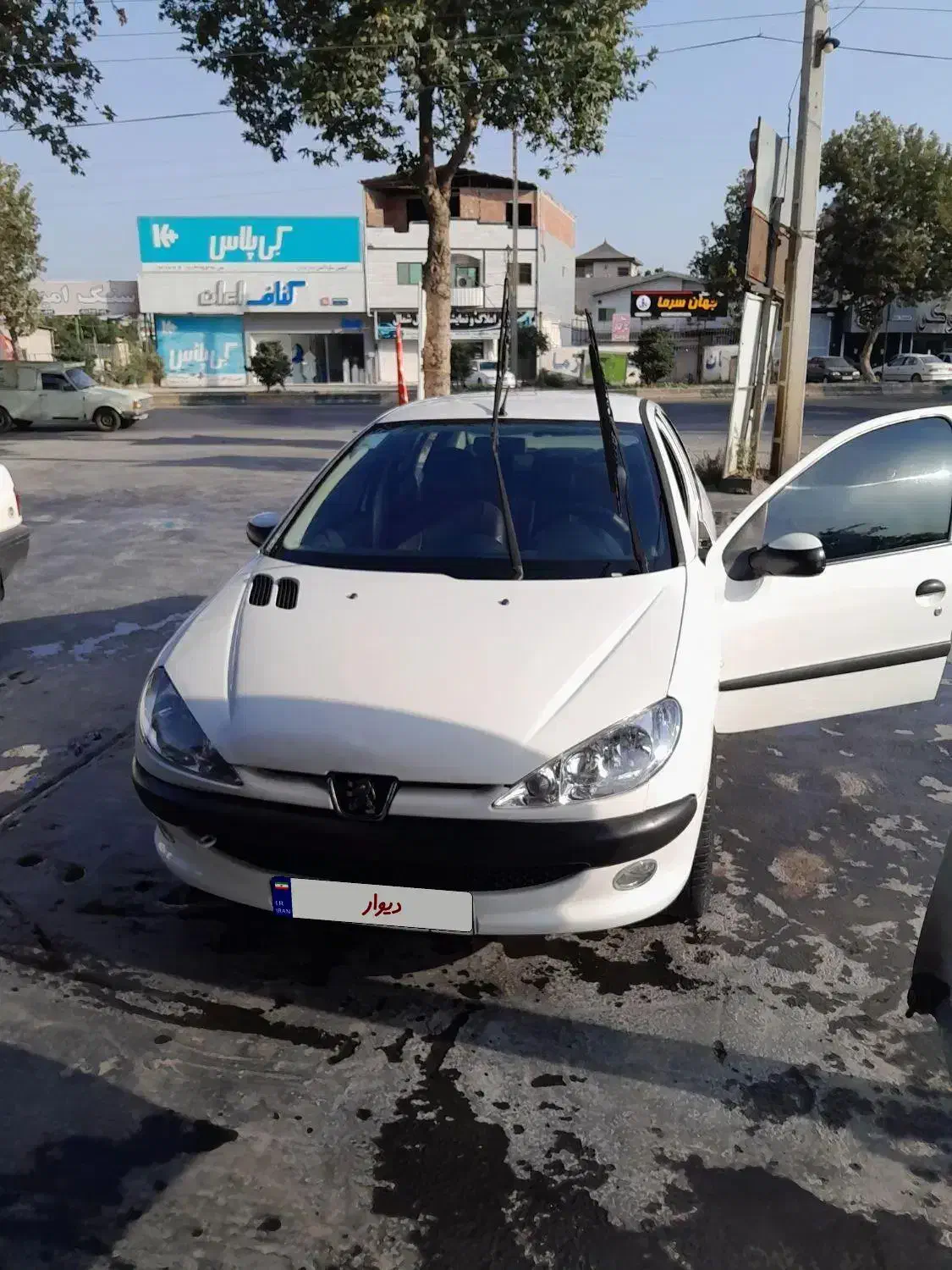 پژو ۲۰۶ صندوق دار v8 - 1393