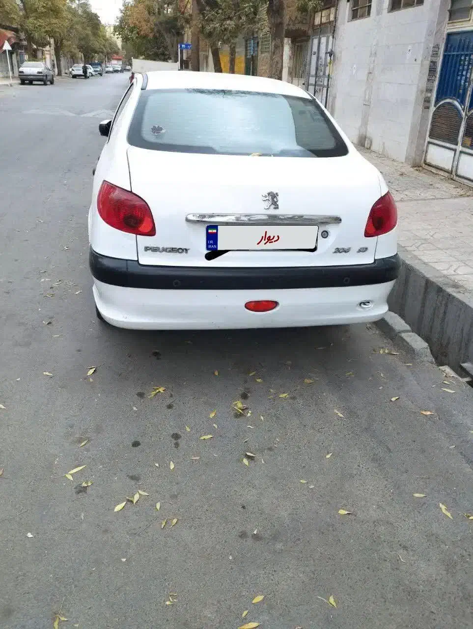 پژو ۲۰۶ صندوق دار v8 - 1397