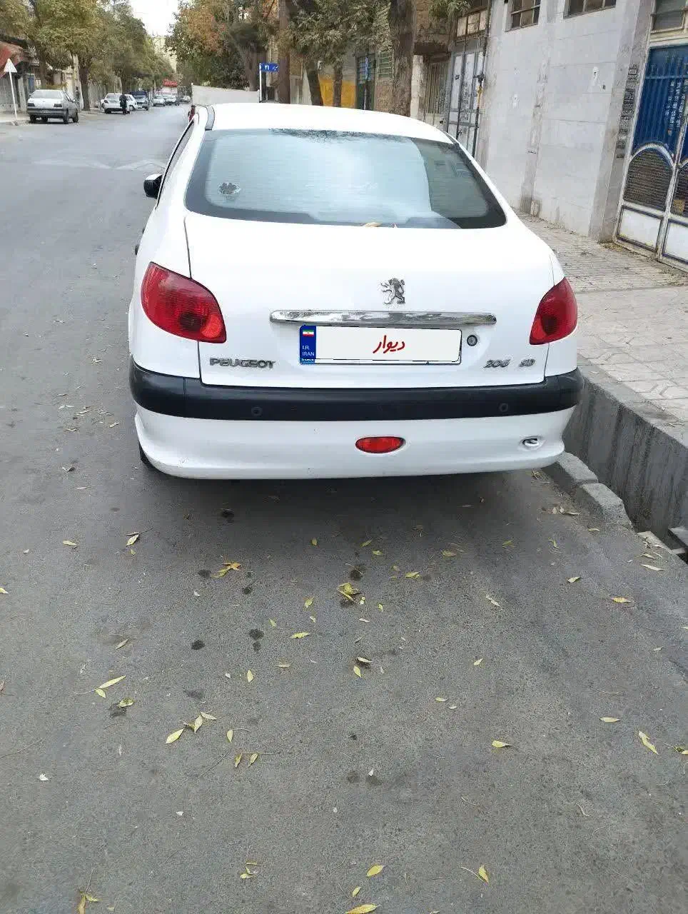 پژو ۲۰۶ صندوق دار v8 - 1397